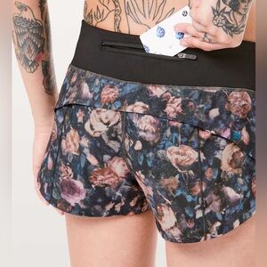 Lululemon Speed Up Workout Shorts 2.5” Frosted Rose Multi/Black Size 6 Running